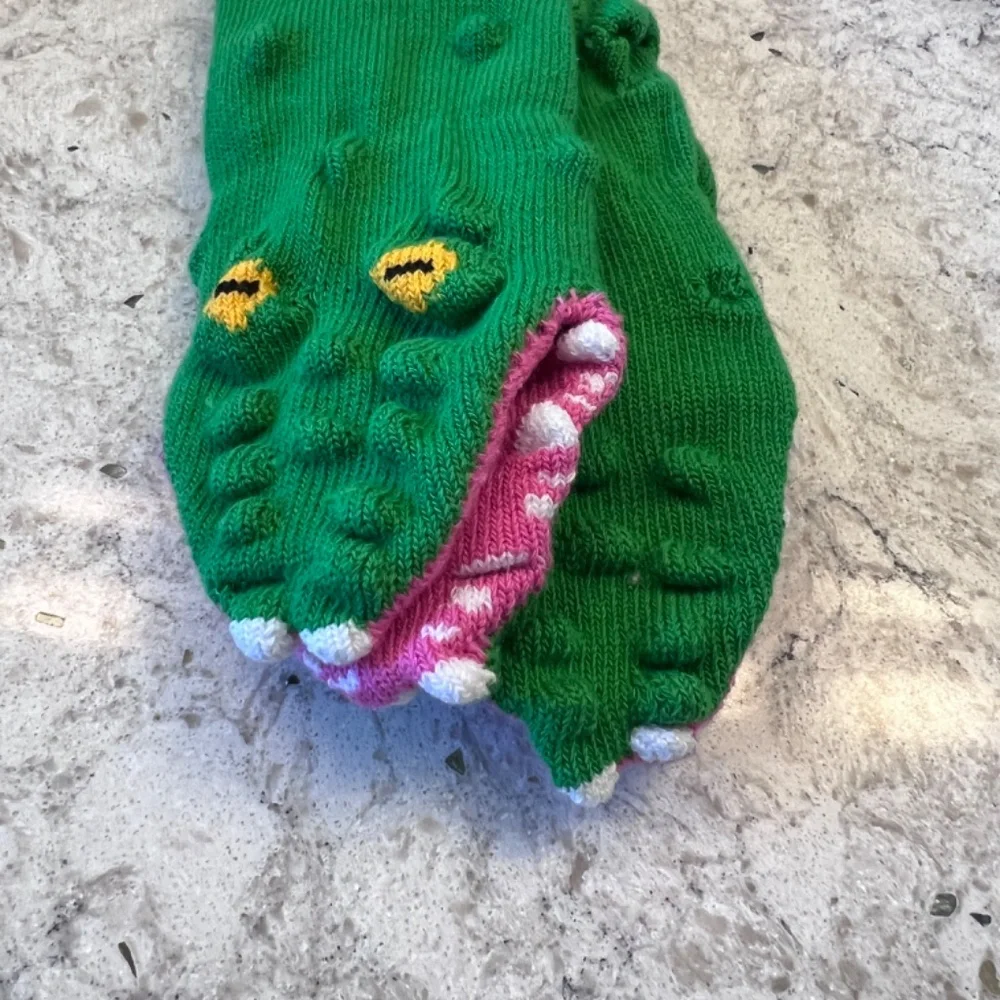 New 3 D socks  alligator‎  foot Traffic